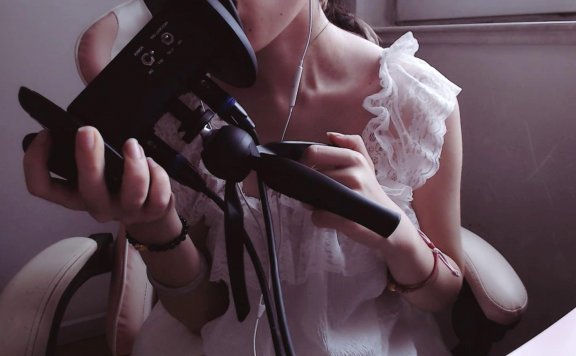 AKI秋水7月福利家居服